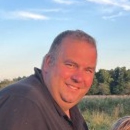Scott Dennis